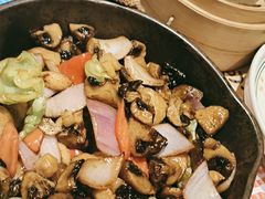 -云海肴·汽锅鸡·云南代表菜(天山百盛优客店)