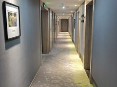 -长沙省政府地铁站亚朵酒店