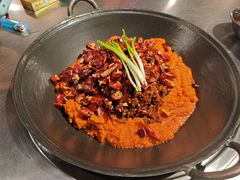 -鹿鸣山草本茶香火锅(园西路店)