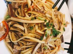 -缘来聚·徽菜名店(黄山宏村店)