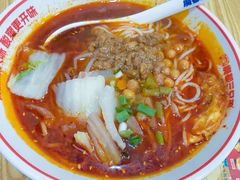 -魔都三兄弟酸辣粉·蘸卤炸串(虹桥万科店)