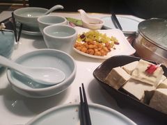 -洪氏嗨捞·猪肚鸡火锅(阳光天地店)