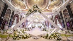 -花轿喜屋婚礼策划