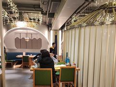 -娜仁图雅蒙古美食村(33小镇店)