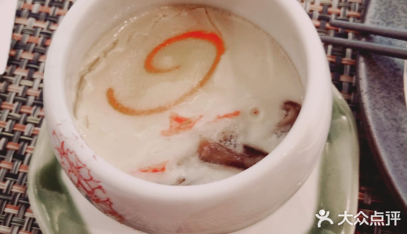 三文鱼和甜虾都很新鲜啦！