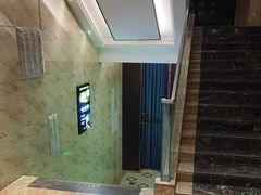 -金色印象·4K影院式足体养生(南方花园店)