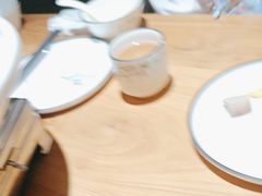 -帅巴人舅母子腊蹄民俗村
