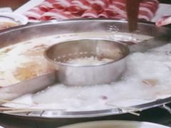 -佬土鹅肠火锅(中建大观店)