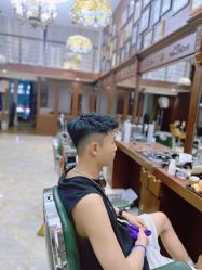 -尼特斯男士发型馆