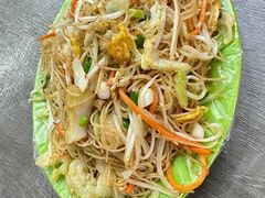 -蚝哥花姐湛江烤生蚝(美丽湾市场店)