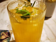 春天-théATRE 茶聚场(王府中環店)
