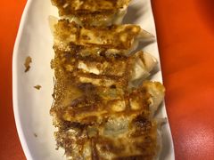 煎饺子-拉面莊夢語＆中华料理八椿