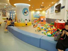 -戊辰亲子游泳俱乐部