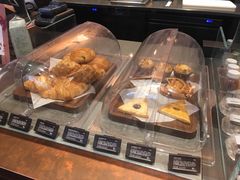 -星巴克(西藏路店)