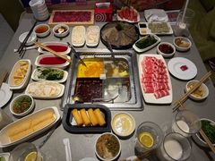 -海底捞火锅(新松江路生日主题店)