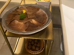 -左庭右院鲜牛肉火锅(金山万达店)