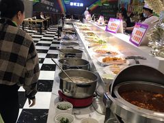 -梦航彩虹之约自助餐厅(华府天地店)