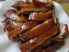 -黄记四更烤乳猪店