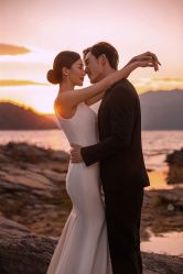 -乐派诗婚纱摄影