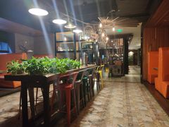 -童年小筑餐厅(申花路店)