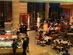 大堂-松山湖凯悦酒店·Café自助餐厅·周末火舞秀表演