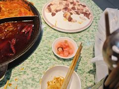 -肖婷姐大铁锅重庆火锅(南湖店)