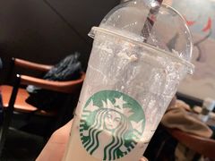 -星巴克臻选(南京金茂览秀城店)