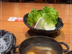 -呷哺呷哺(普陀乐购真北店)