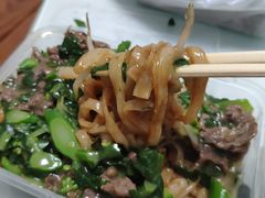 湿炒牛河-鑫佳泰潮汕餐厅(莲塘店)