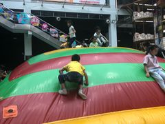 -蒙特利亲子乐园