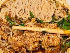 -叁窝雀·云南小锅米线(万象汇店)