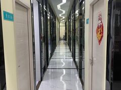 -雅致口腔门诊部(五羊邨地铁店)