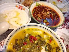 -耙吉吉川味小酒馆(本地人回头店)