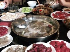 -周老三跷脚牛肉·全牛火锅(非遗传承店)