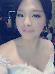-挪娅婚纱摄影皇家会所