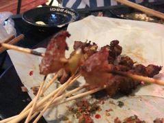 烤五花肉-何师烧烤·香辣蟹·川菜·30年老品牌(太古里旗舰店)