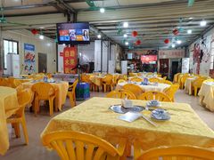 大堂-胖哥八兄弟大排挡(植村店)
