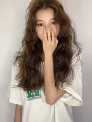 -东方美妍小鹏造型