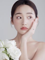 -樱花婚纱摄影
