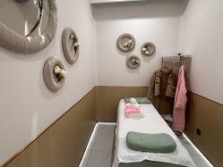 -芳朵美容养生SPA