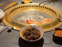 -铭牛烧肉·和牛海鲜自助(高新月牙湖店)