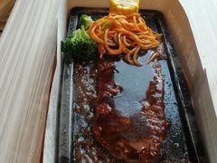 -必胜客(证大大拇指店)
