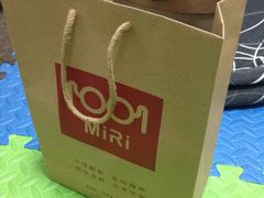 -MiRi眼镜连锁·蔡司·尼康控优点合作店(莘庄店)