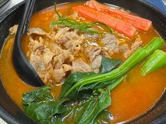 冬阴功汤肥牛蟹柳意面-華歡冰室-WahFoon(吉大店)
