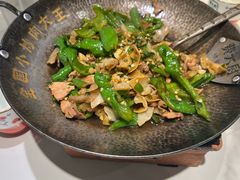 -费大厨辣椒炒肉(高铁吾悦广场店)