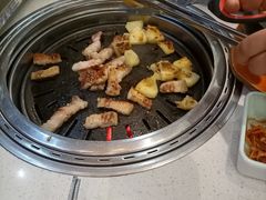 -韩香福烤肉庄园(荣成店)
