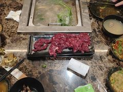 -牛里牛气· 榴莲海鲜鲜牛肉自助火锅·烤肉(横岗店)