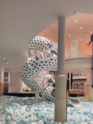 -奈尔宝家庭中心·亲子餐厅(鄞州万达店)