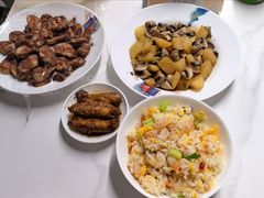 -鲸励母婴月嫂(望京店)
