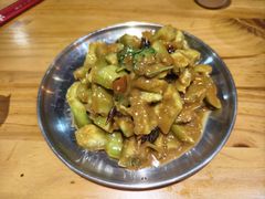 麻酱黄瓜-老姑砂锅·烧烤天津菜(体北道店)
